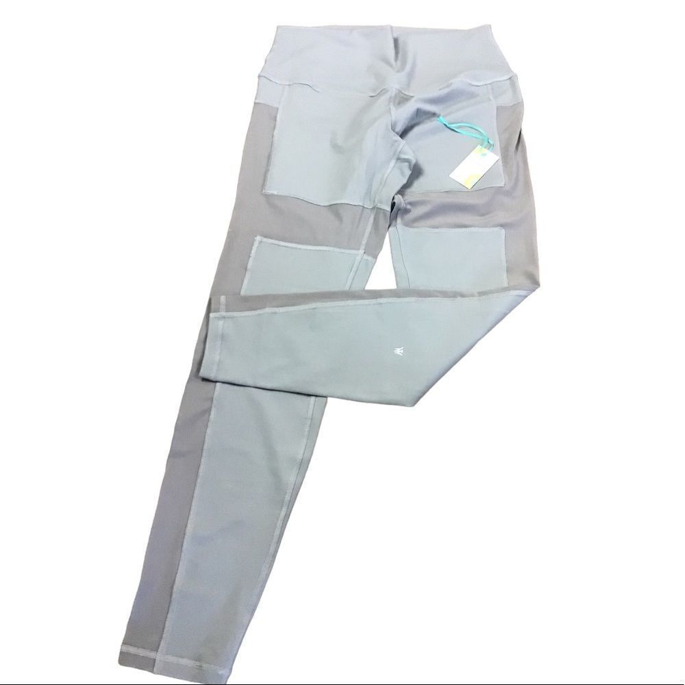 TRIHARA Gray High Rise Mesh Panel Athletic Leggings Size Large